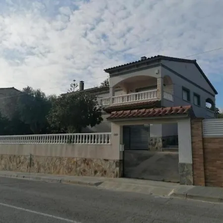 Casa Con Piscina De 8-14 Personas