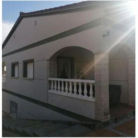 Casa Con Piscina De 8-14 Personas Holiday home *